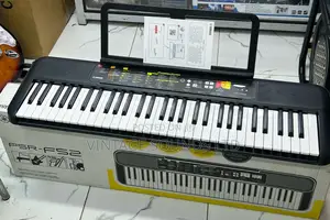 Yamaha PSR-F52 Portable Keyboard