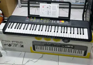 PSR-F52 Yamaha Professional Keyboard
