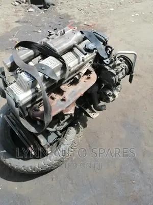 Toyota Land Cruiser 1HZ Complete Engine