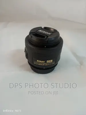 Nikon AF-S DX Nikkor 35mm F/1.8g Lens