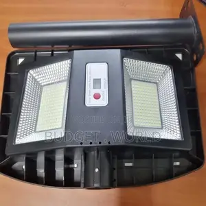 New-300w Bright Rainproof Solar Street Lamp With Metal Pole