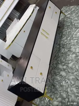Golden Tv Stand (6ft)