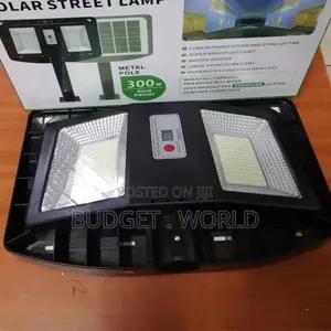 Good Quality 300 Watts Solarstreet Lamp Multifunctional Lamp