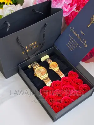 Love Forever Gold Watches Couple Gift Set