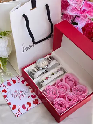 Silver Floral Gift Set