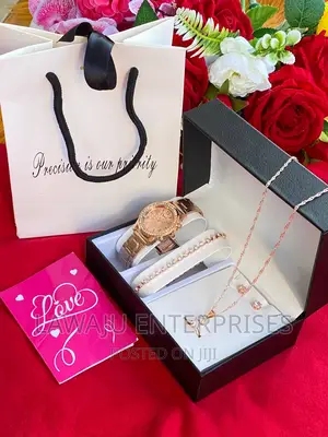 Gold 5 in 1 Gift Set