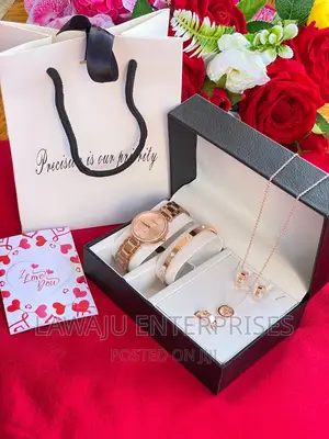 Gold 5 in 1 Gift Set
