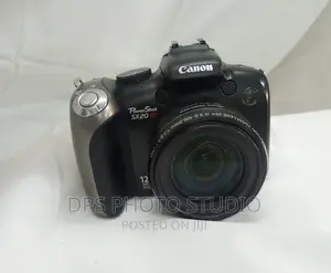 Canon Powershot SX20 IS 12.1MP Digital Camera