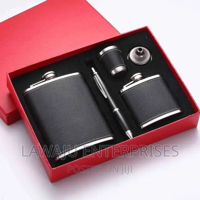 Black Leather Covered Whiskey Flasks Gift Set