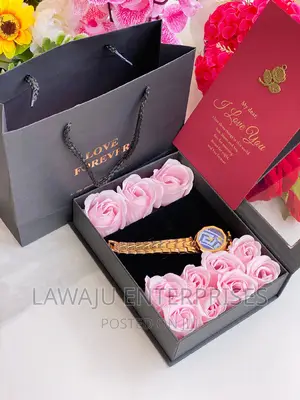Pink Roses Love Forever Gift Set