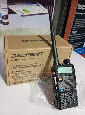 Baofeng UV 5R Long Range Walkie Talkies 8km
