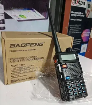Programmeable Baofeng UV 5R Long Range Radio Call Walkie