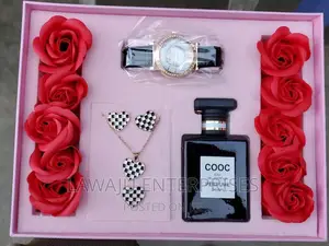 Moongrass Black Ladies Gift Set With Perfume