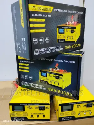 Car Battery Charging Machine. Automatic Stop When Batt Full