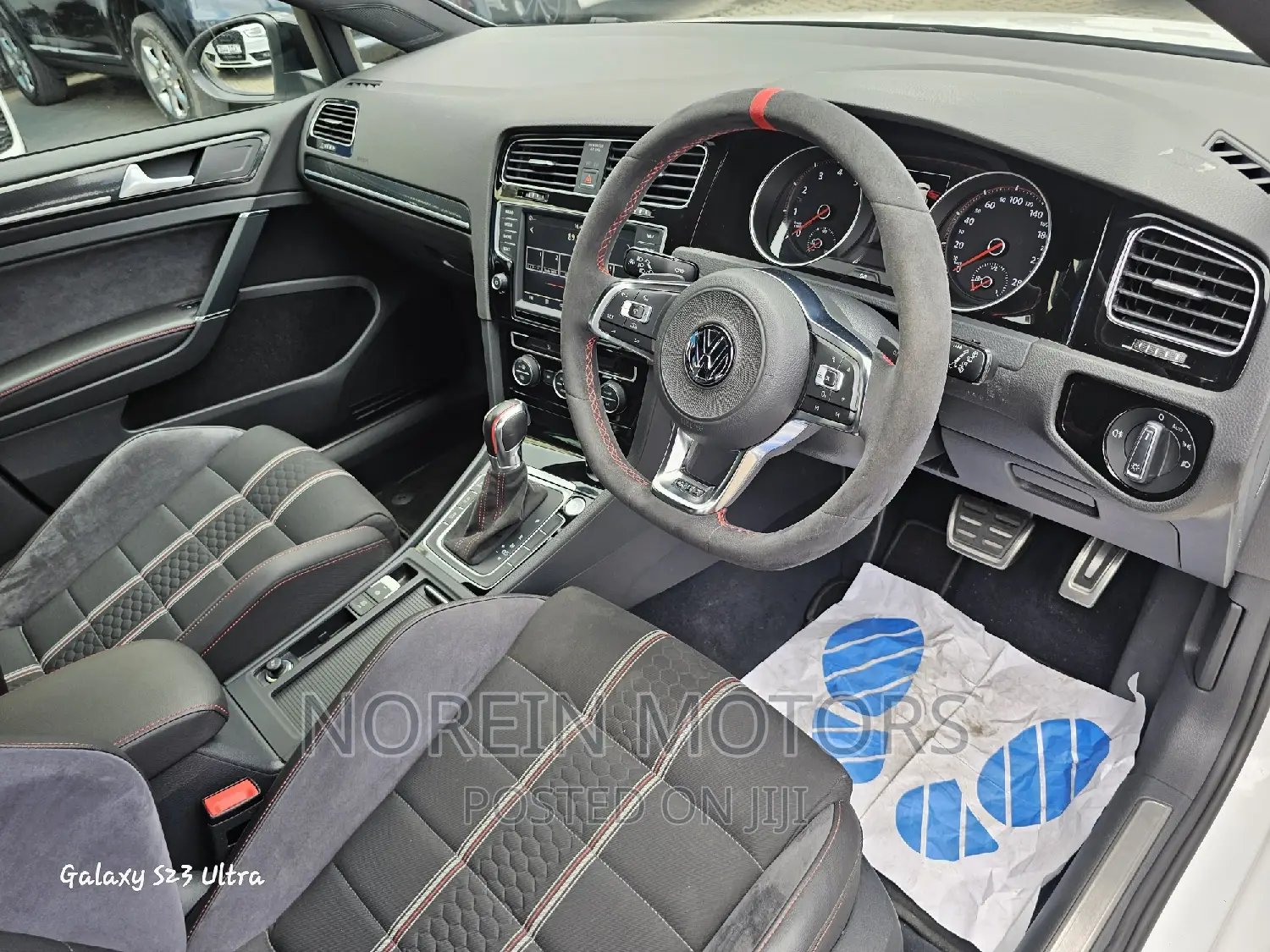 Volkswagen Golf 2018 White