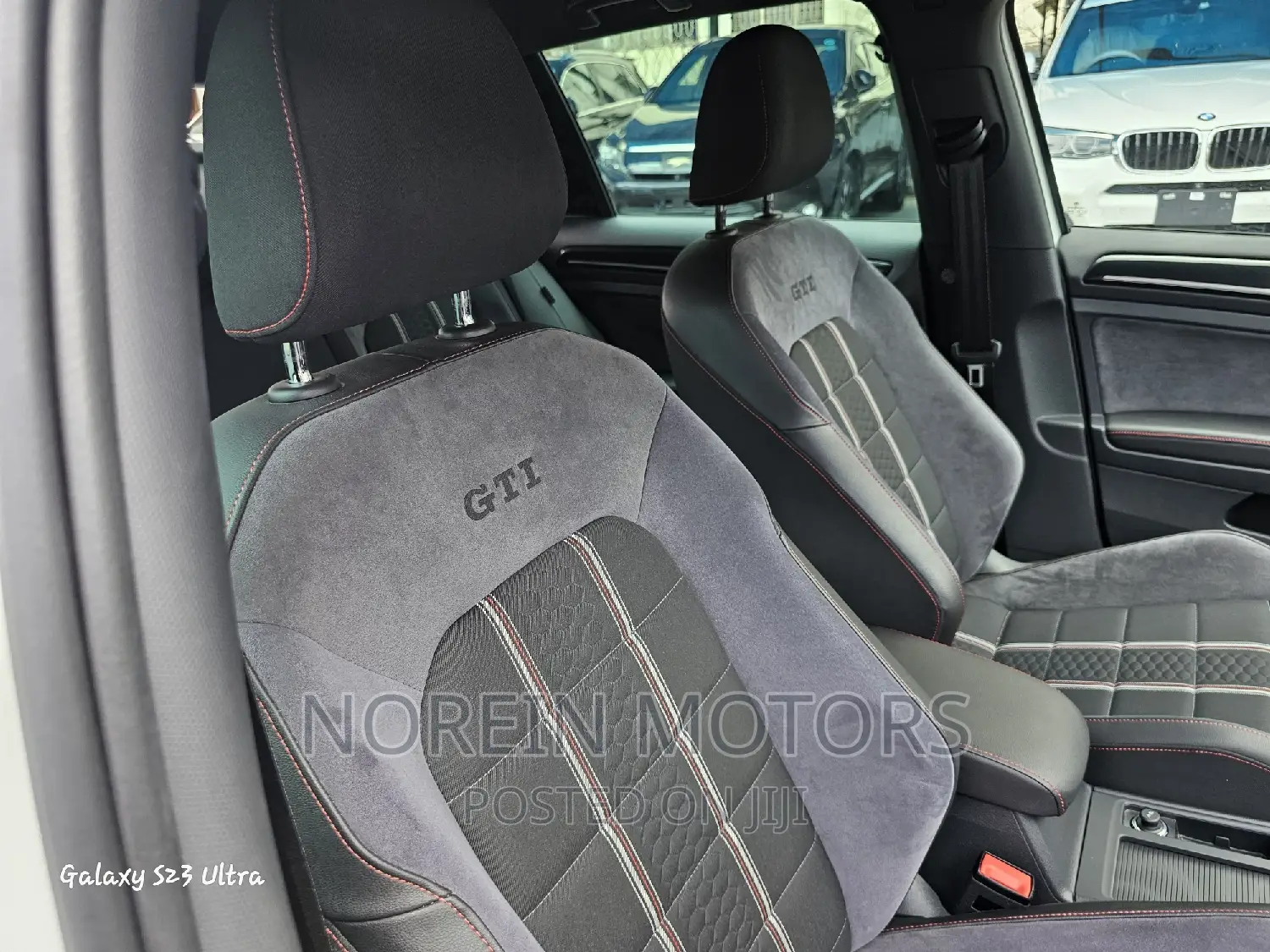 Volkswagen Golf 2018 White