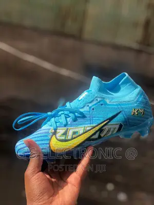 Quality Football Boots (Nike)