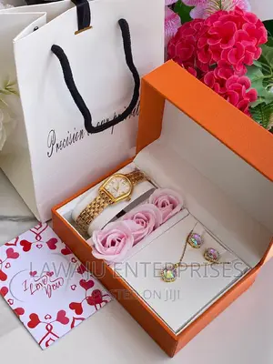 Gold Floral Gift Set