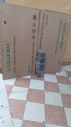 Monocrystaline Solar Panels 200 W + Solar Pump