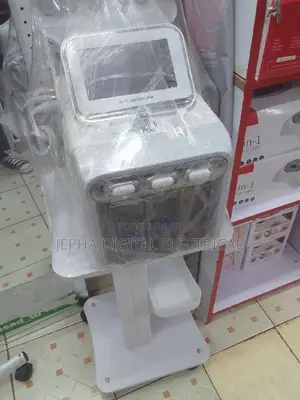 Facial Steamer With Magnifying Lens