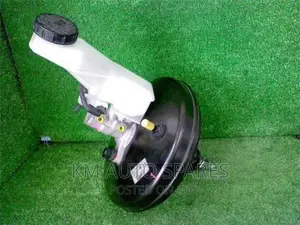 Nissan Dualis Brake Booster/Master Cylinder