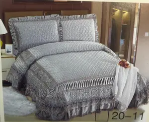 Quality and Classic Bedcover 7*7 1 Bedcover 2 Pillow Cases