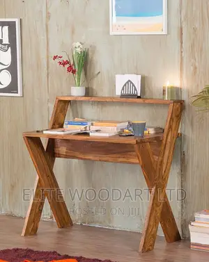 Pallets Study Desk