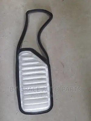 Air Filte/ Air Cleaner Dihatsu Mira