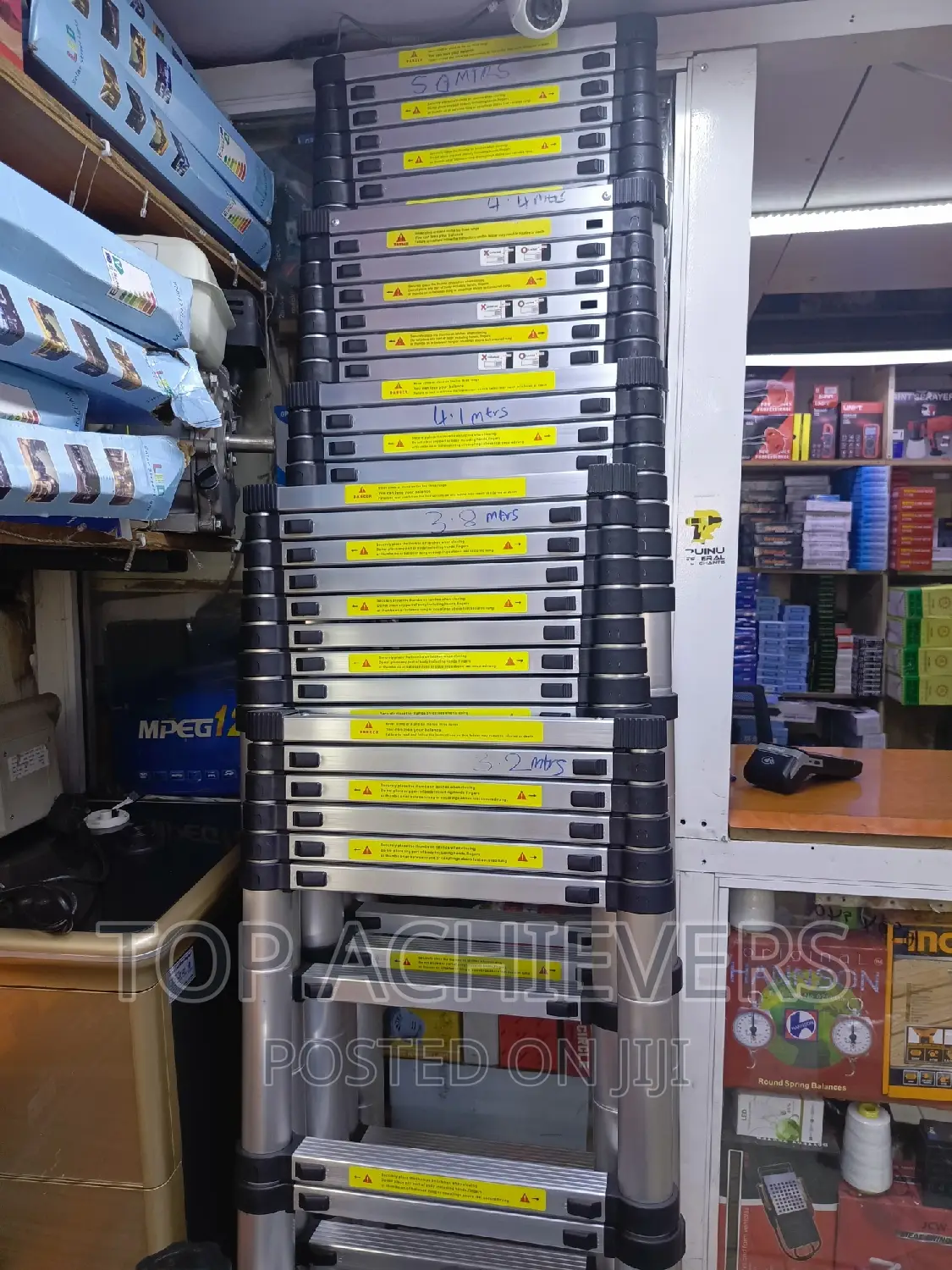 Quality Ladders/Telescoping Ladder