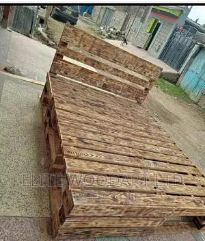 Pallet Bed