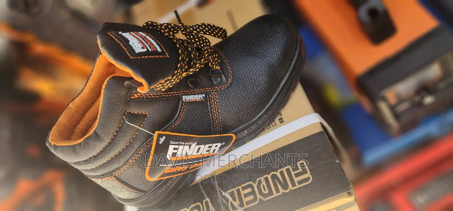 Safety Boots Size No 42
