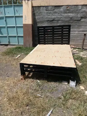 Pallet Bed 0098