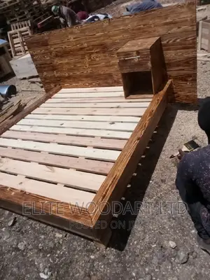 Kings Dream Rustic Bed