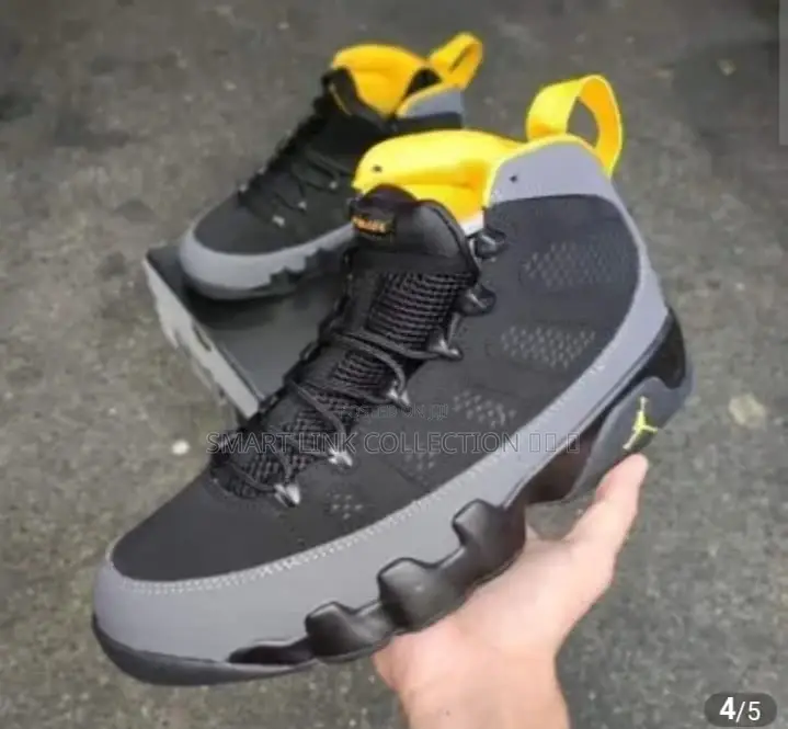 Air Jordan 9
