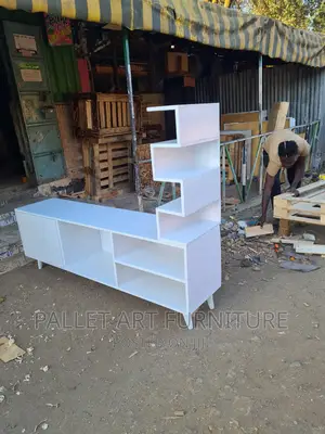 Tv Stand Pallet