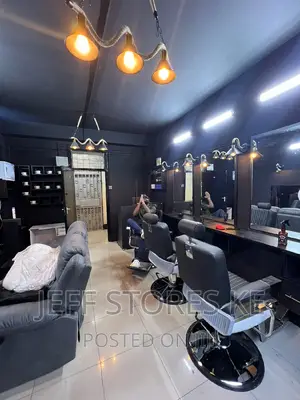 Quality King Size Barber Chair