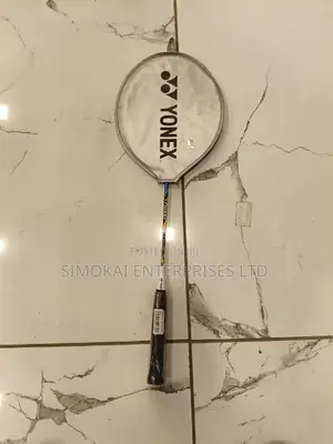 YONEX B-5000 Badminton Racquet Alloy Steel /Case Protector.