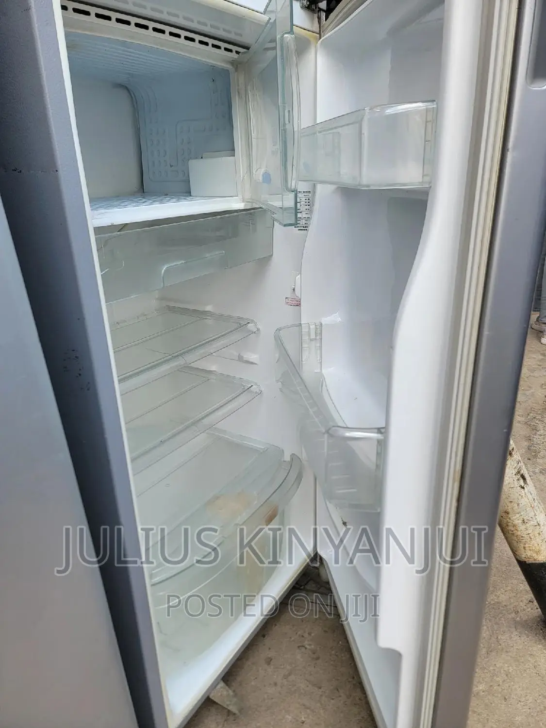 Samsung Fridge 200L