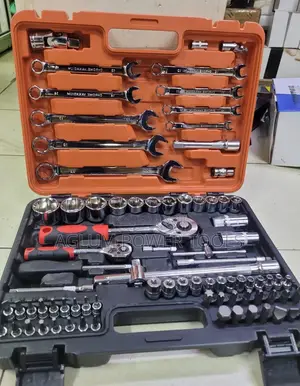Mechanical Tool Set 82 Pieces