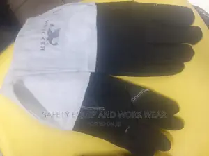 Resistance Flame Glove