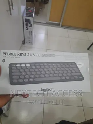 Logitech Pebble Keys 2 K380s