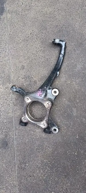 V8 200-Series Front Stéering Knuckle Now Available.