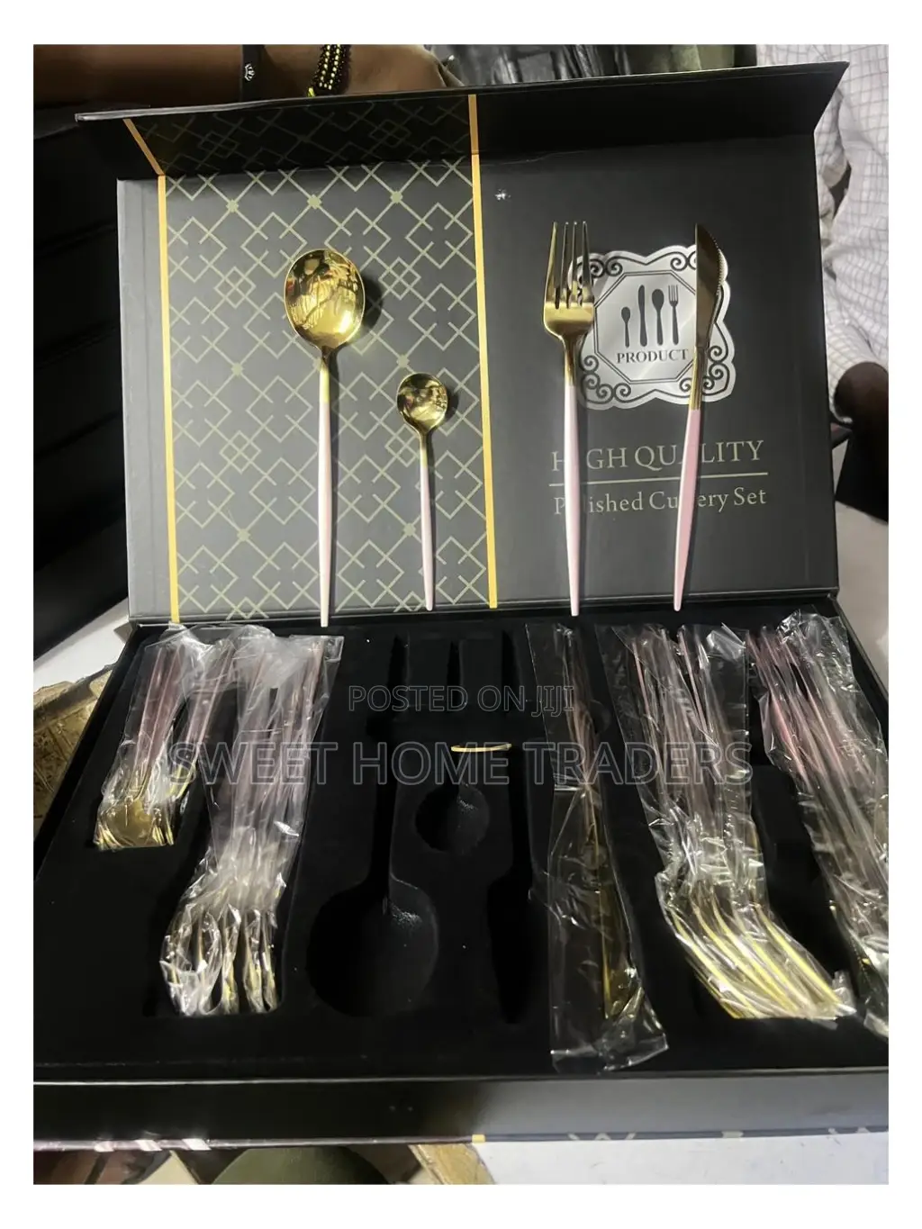 High Polished Cutlery Set 24 PCS