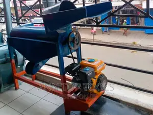 Complete Grain Maize Sheller With 7.5 Hp Engine