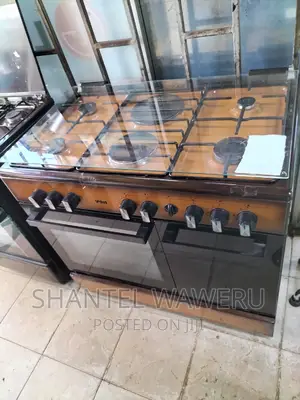 Von Hotpoint Cooker