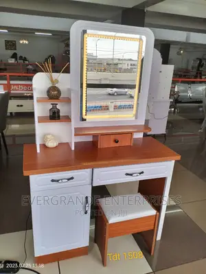 Dressing Table Dressing Table