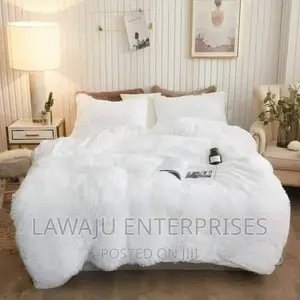White Fluffy Plush Velvet Duvet Set