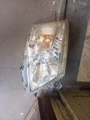 Nissan NV 350 Non Zenon 2013