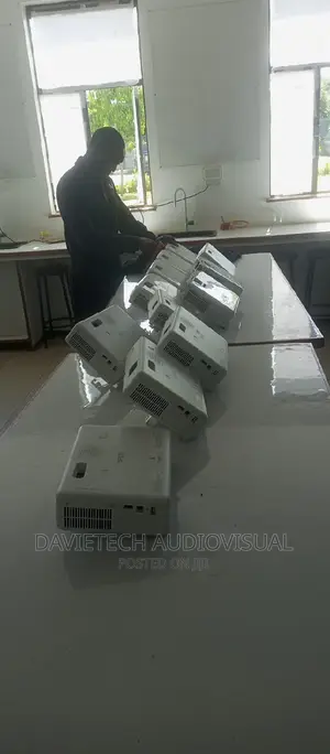 Projector Repair Technicians