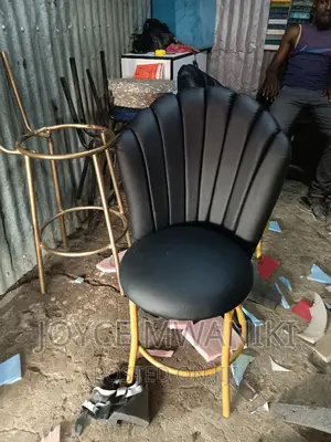 Manicure Flower Seat.